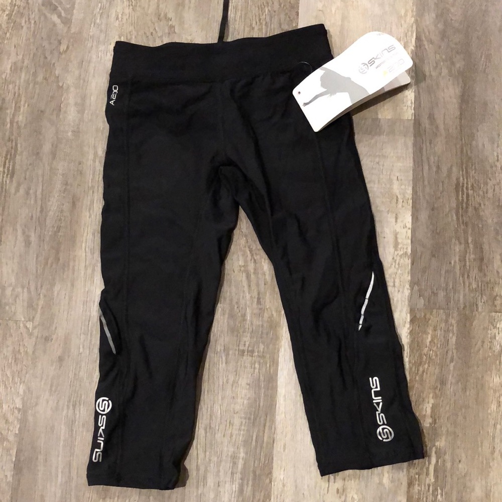 SKINS A200 Compression Quarter Tights